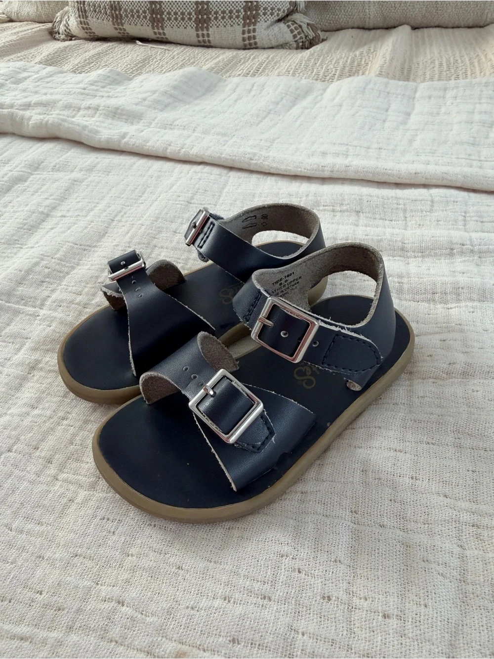 Footmates Velcro strap sandals